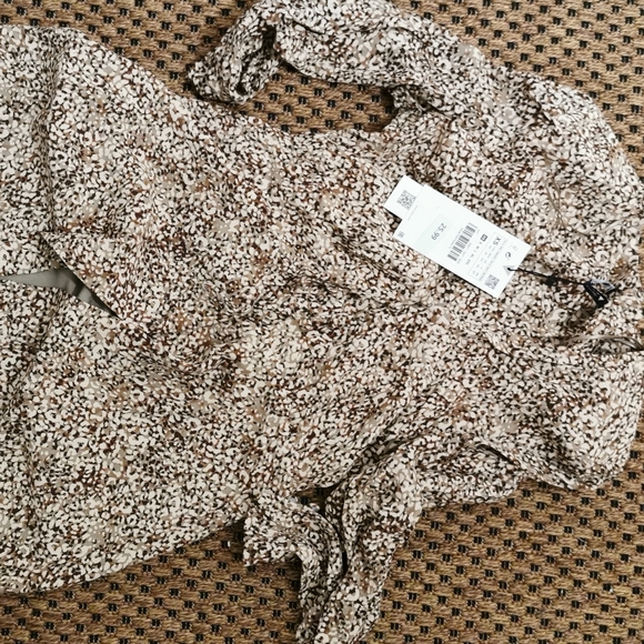 (🌹5/$25 🌹)  Zara ANIMAL LEOPARD PRINT WRAP DRESS (nwt) Size XS - Picture 4 of 4